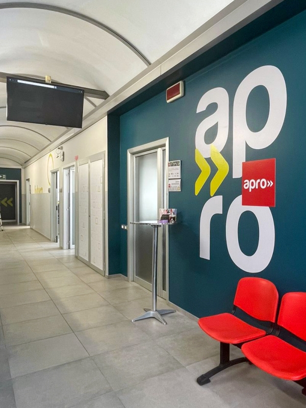 Consegna dei diplomi in Apro Formazione Canelli  Un futuro di sviluppo per il territorio